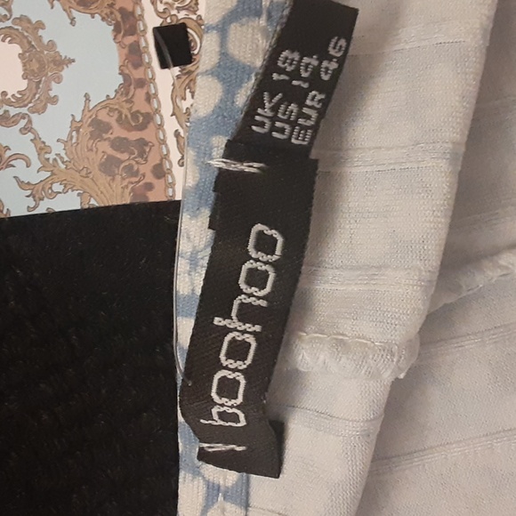 BooHoo Tank Top - Picture 7 of 7